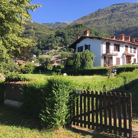 Favoloso Appartamento Fronte Lago, Gera Lario Exteriör bild