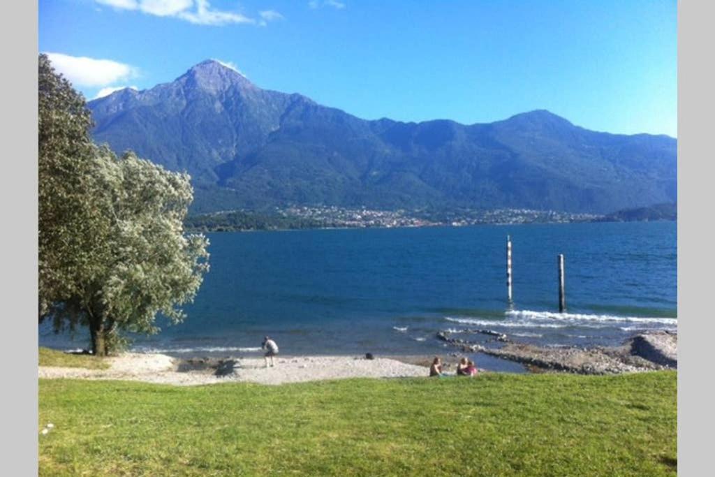 Favoloso Appartamento Fronte Lago, Gera Lario Exteriör bild