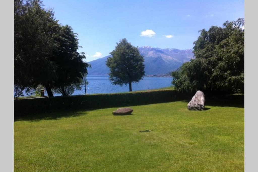 Favoloso Appartamento Fronte Lago, Gera Lario Exteriör bild