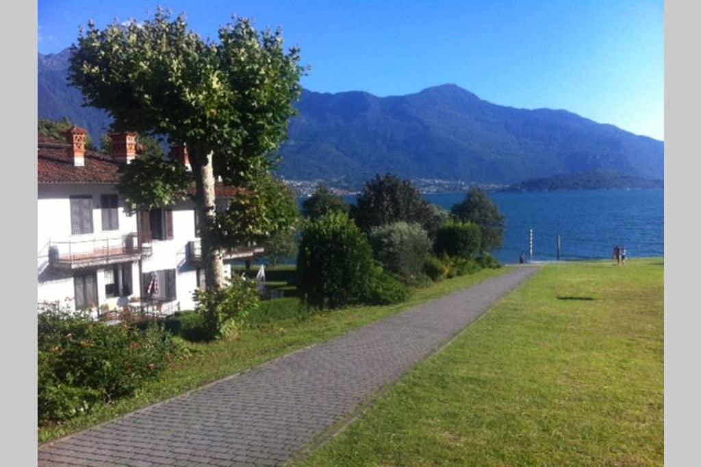 Favoloso Appartamento Fronte Lago, Gera Lario Exteriör bild