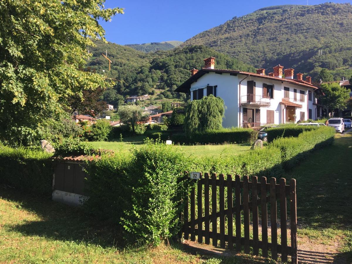 Favoloso Appartamento Fronte Lago, Gera Lario Exteriör bild